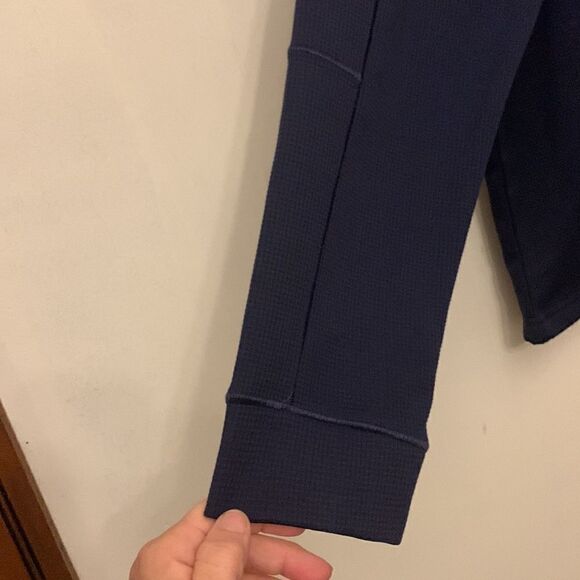 PGA Tour quarter zip navy pullover Size S NWT - Picture 4 of 9